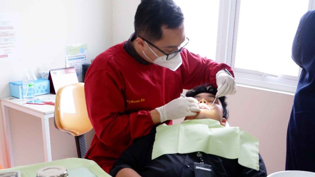 Klinik Gigi kelapa gading